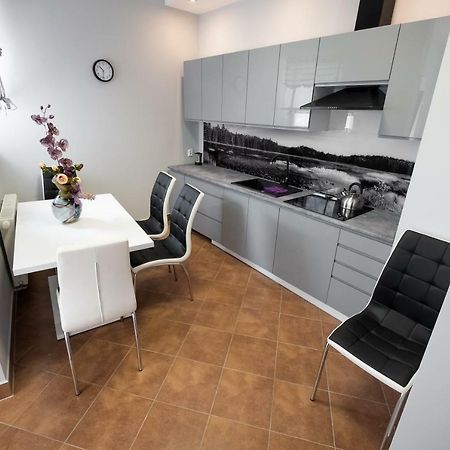 Apartament Augustow Lägenhet Exteriör bild