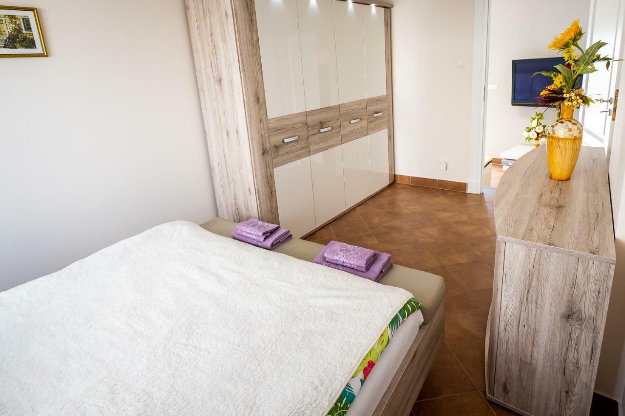 Apartament Augustow Lägenhet Exteriör bild